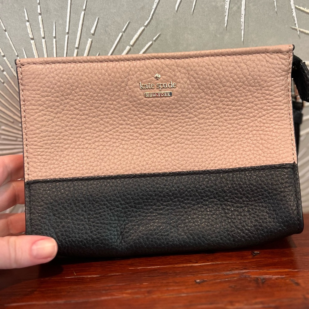 Kate spade small clutch /‎ wristlet / cosmetic bag